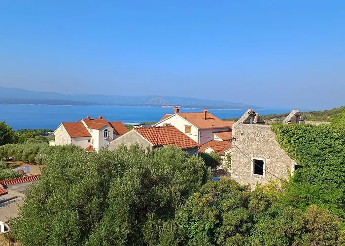 Apartment Bernardica Bol